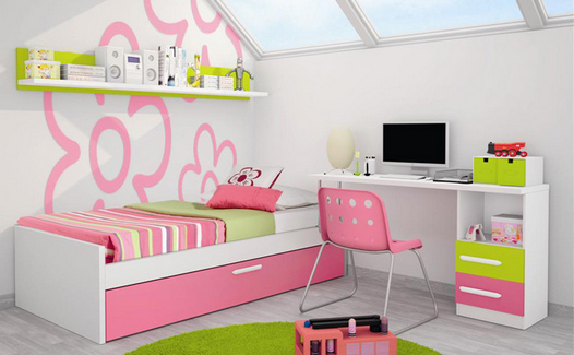 dormitorio juvenil con estanteria