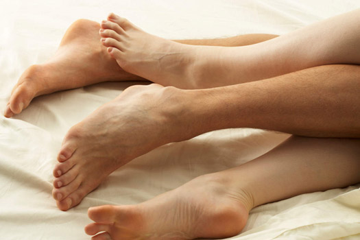 Dormir-desnudos-mejora-la-relación-de-pareja. Fuente: http://www.isletasnoticias.com.ar/