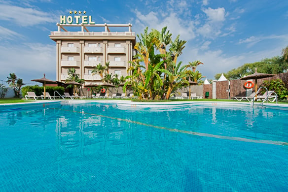 hotel-elba-piscina